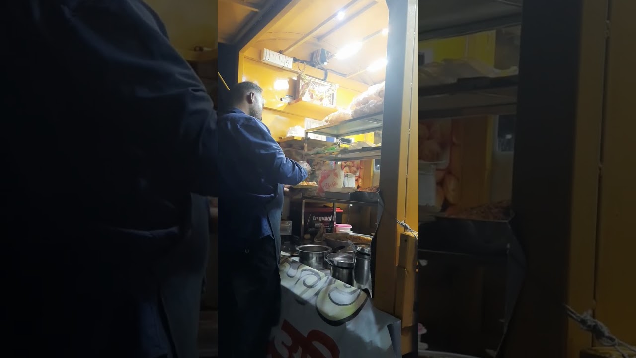 Mini Pani Puri Food Cart. 