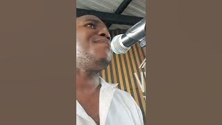 Roberto Xitsondzo cover mulher 