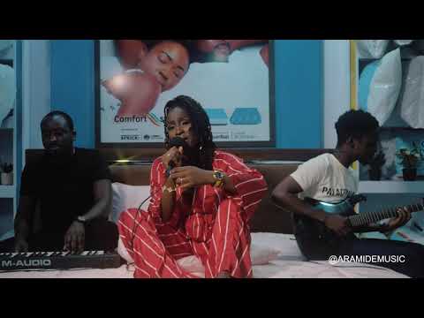 Feeling This Feeling - Aramide | Acoustic and Covers with Aramide