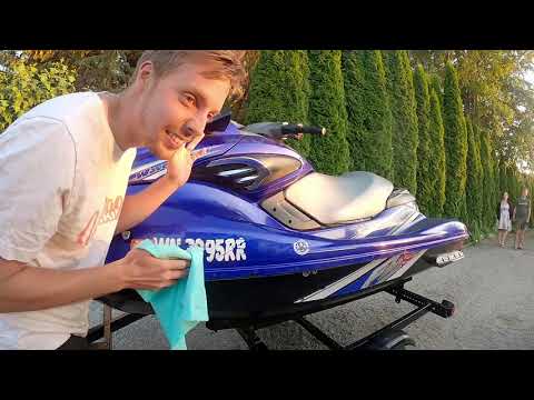 using dry cleaning towel on v8 jetski and other skis video thumbnail
