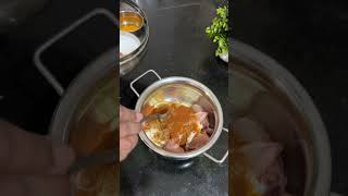 चिकन सुक्का 🥘 #viralreeĺs #viral #chickensukkarecipe #foodlifemarathi #cookingwithlove #recipe