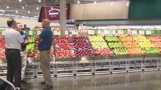Meijer officially open on Terre Haute’s east side