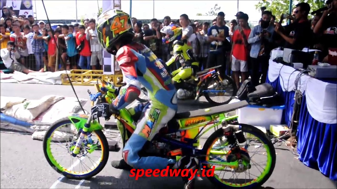 Duel Kelas Bebek 4 Tak Tune Up Drag Bike Rembang 2017
