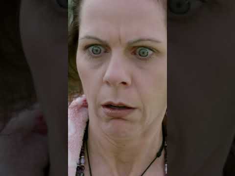 Video Il TORNADO più ASSURDO di sempre! ??? #shorts