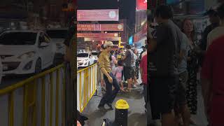 Уличный танцор China Town Bangkok