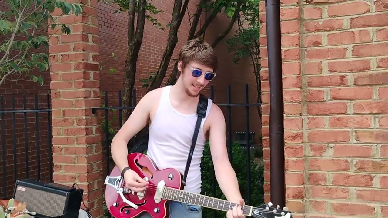 The Game of Life S1 EP 01 : Appalachian Apparel Co David Young and life in Hazard Kentucky 