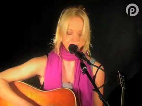 Tina Dico - You Know Better live Iron Works Session