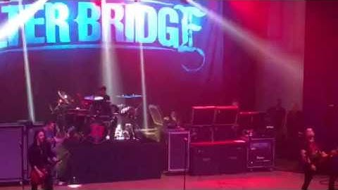 Alter Bridge "Show Me A Leader" Intro