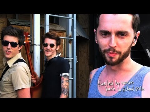 A Rocket To The Moon: How To Play A Rock Show