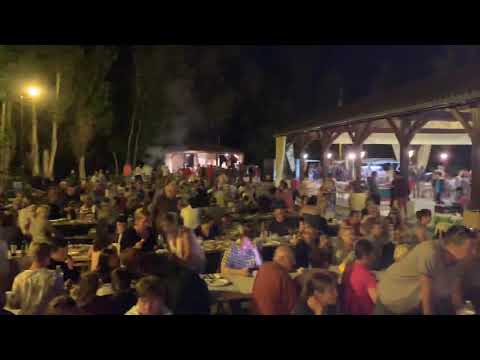 Video-thumbnail van Camping Le Douzou