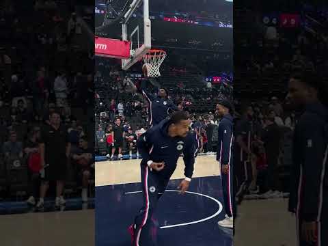 Pregame dunks went crazy 🍿