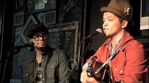 Cover Medley- Bruno Mars ft. Phillip Lawrence [HQ]