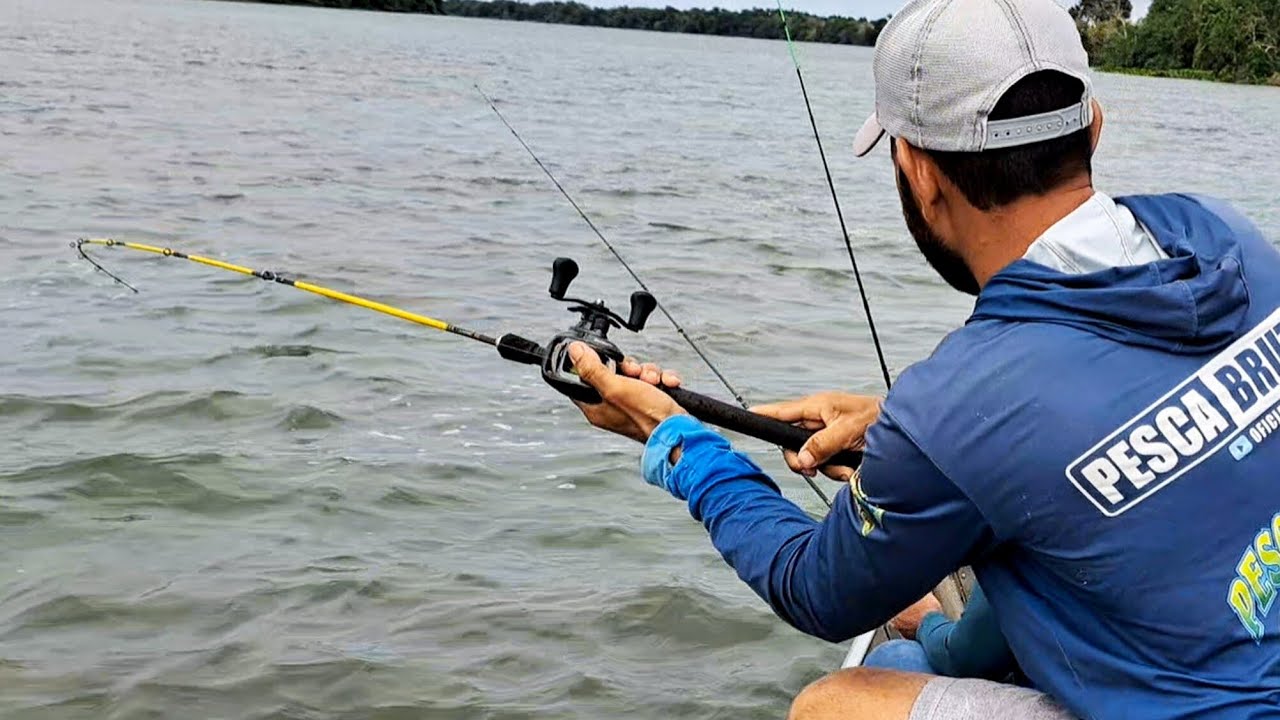 PIAUÇU GIGANTE NA PESCARIA DE CEVA , TINHA TANTOS PEIXES QUE TIVEMOS QUE SOLTAR UM POUCO/PESCARIA.