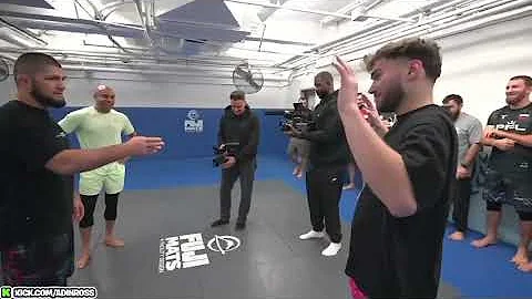 Khabib Nurmagomedov pressed Adin Ross for showing up to his gym filming and almost kicked him out 😭