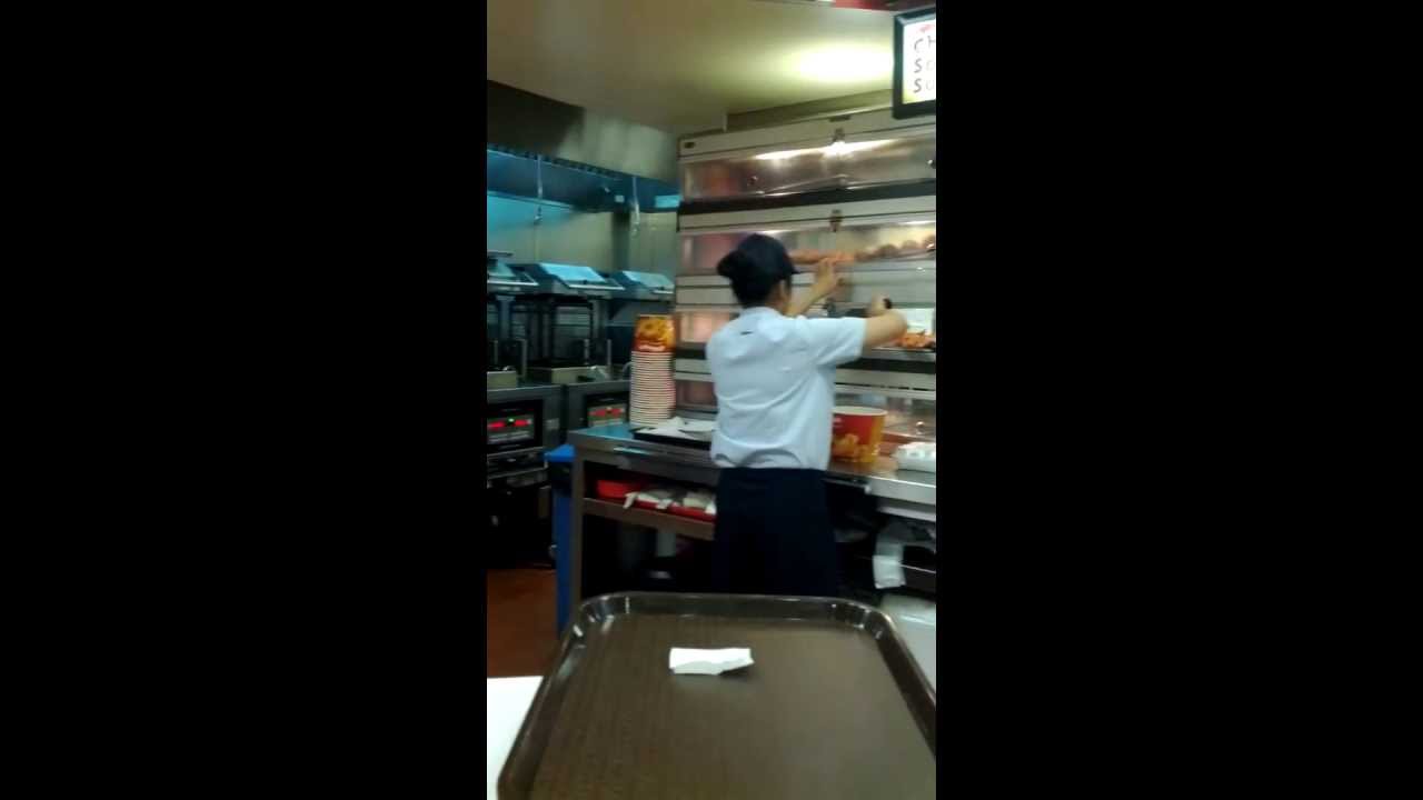 Jollibee, Red Ribbon & Chowking (Tukwila, WA)