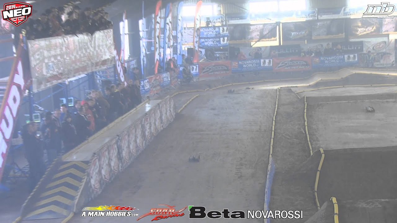 Jorn Neumann's Team Durango DNX8 at Neo14