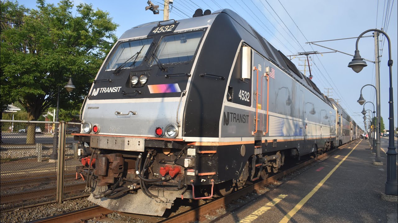 NJ Transit ALP-45DP #4532 NJCL Train 3363 Little Silver NJ - YouTube