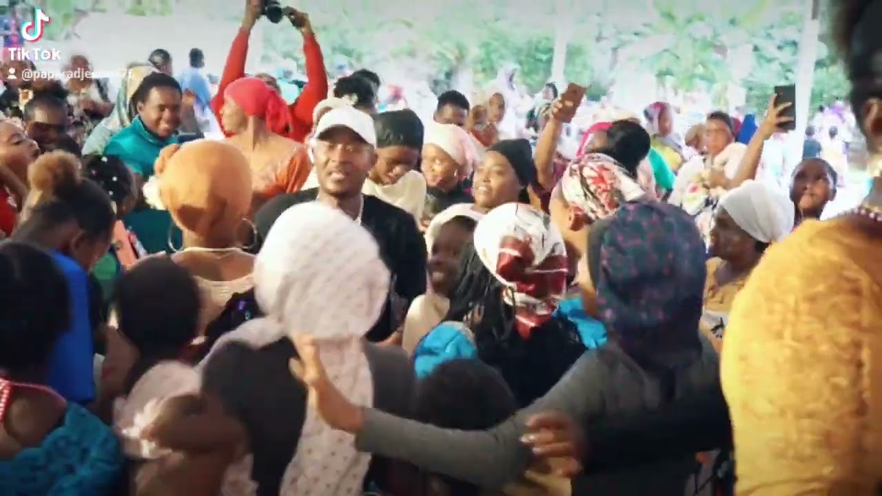 mougodo disco  paparadjeche