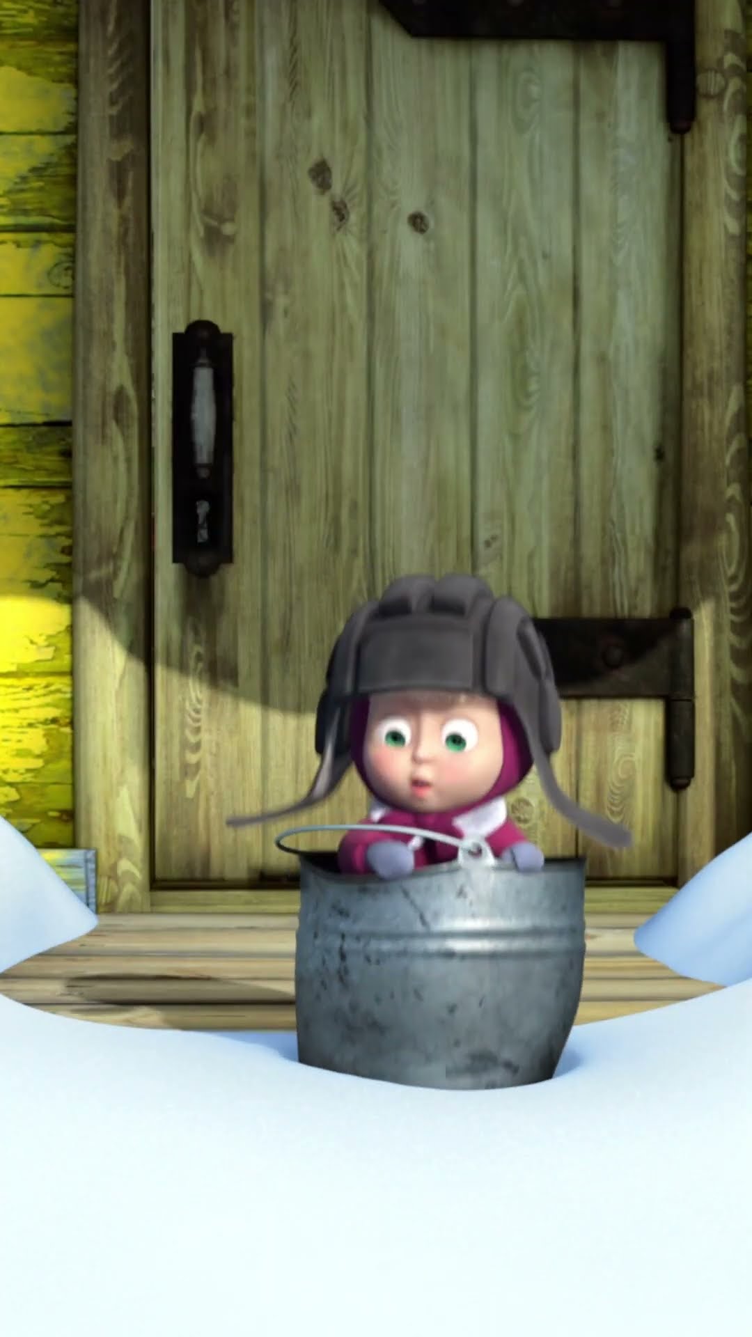 زعانف أم زلاجات؟ ⛷? mashabeararabic #shorts #arabic #mashaandthebear# #ماشاوالدب #مضحك #كرتون