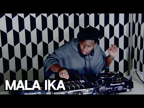 MALA IKA [MIA MAO live] DJ set | Dark Disco / Indie Dance - YouTube