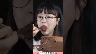 [Mukbang ASMR] Eating DARK CHOCOLATE PUDDING ?❣️dosubscribe desserts shorts showyourlove