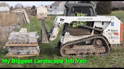 My Day In a Bobcat T550 | Moving Pallets