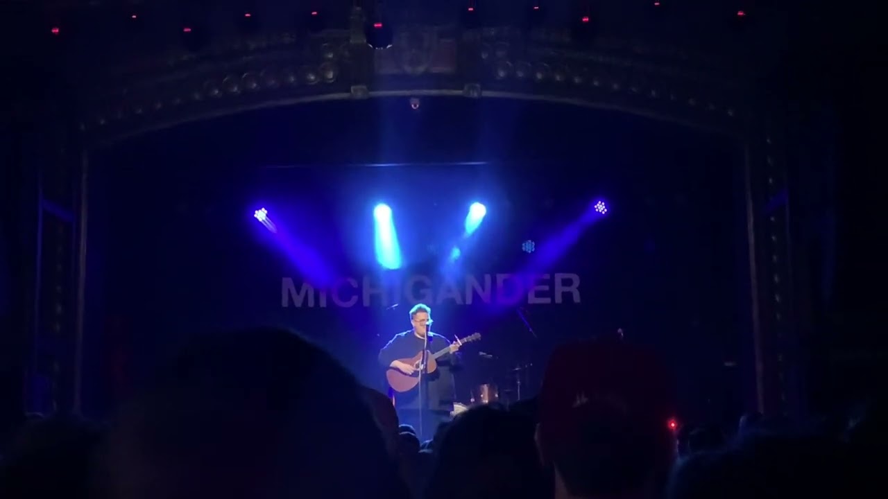 Jason Singer of Michigander performs “Nineties” in Detroit