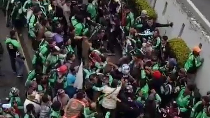 Ribuan Driver Ojol Berdemo, Seorang Driver Tak Ikut dan Membawa Kustomer Nyaris Dihakimi Massa