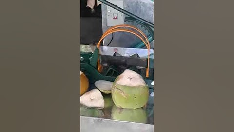 gọt dừa,chặt dừa,cắt đuôi dừa, bổ đôi quả dừa lấy cái.cắt vạt đầu dừa uống nước. cắt dừa 3 trong 1