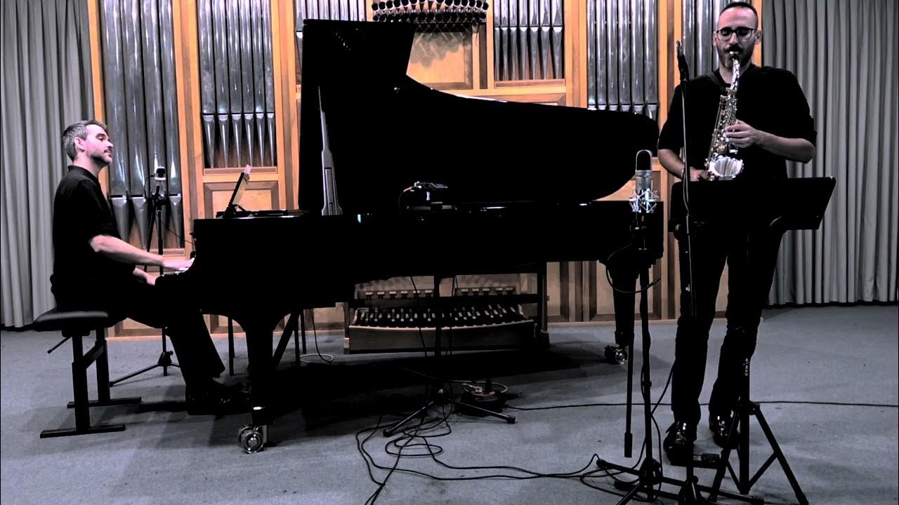 Alto saxophone solo excerpt. S. Rachmaninoff Symphonic Dances op.45