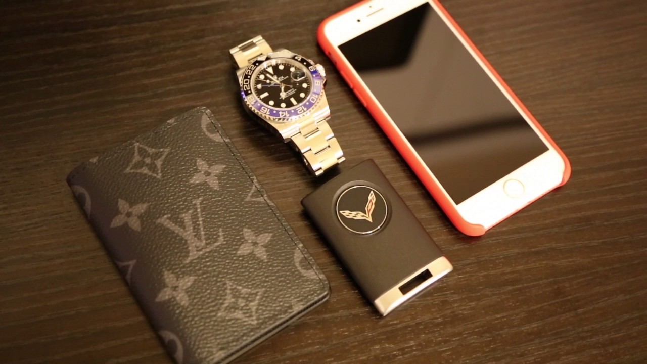 Louis Vuitton Monogram Eclipse Pocket Organizer - YouTube