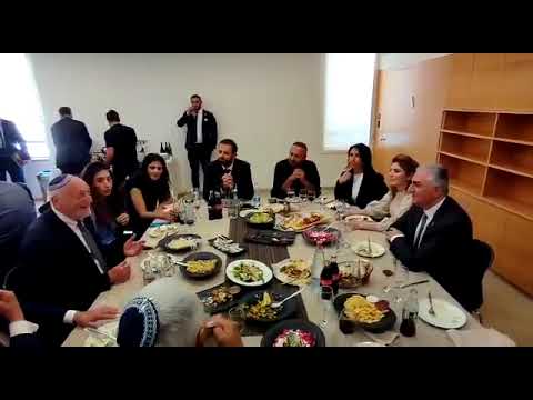 تسلط شاهزاده بزبان عبری اورشلیم شاهزاده رضا پهلوی و همسرشان صرف غذا