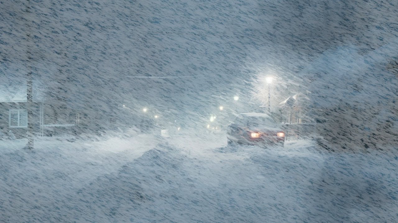 winter snowstorm improve GOOD SLEEP | falling snowflakes, howling wind sound of blizzard