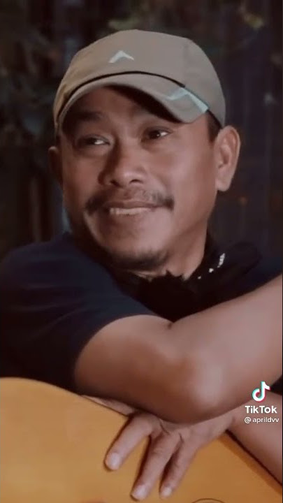 buat orang orang yang disebut bodoh oleh gurunya   -pidi baiq-