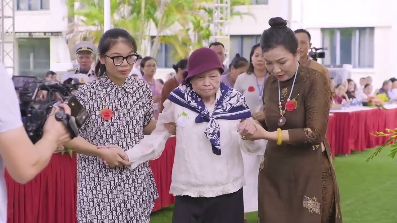 what watch did 007 use in casino royal LỄ VU LAN BÁO HIẾU TẠI DOSON RESORT & CASINO