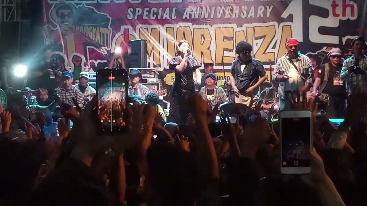 SPESIAL SASA KDI !! ANTARA KAU DIA & AKU - OM. LORENZA TERBARU LIVE PASAR KERTEK WONOSOBO.