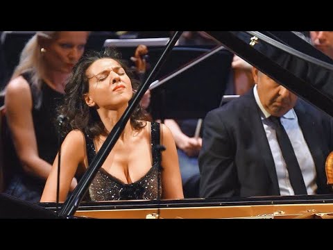 Khatia Buniatishvili - Stage II (Wiesenberg, Chopin, Debussy, Prokofiev &  Liszt) 