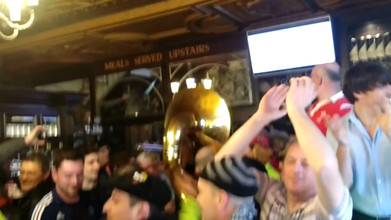 Ambiance sud-ouest dans un pub d'Edimbourg (vidéo 1) - YouTube