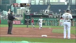 McCutchen reaches on error