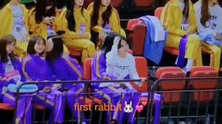 Jeongyeon Kiss Jihyo And Nayeon In Isac 2019
