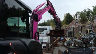 Grävmaskin Volvo ECR35D 3,5 ton, 2 st skopor