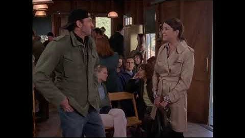 Luke & Lorelai Scenes - (Part 1) 7x18 Hay Bale Maze