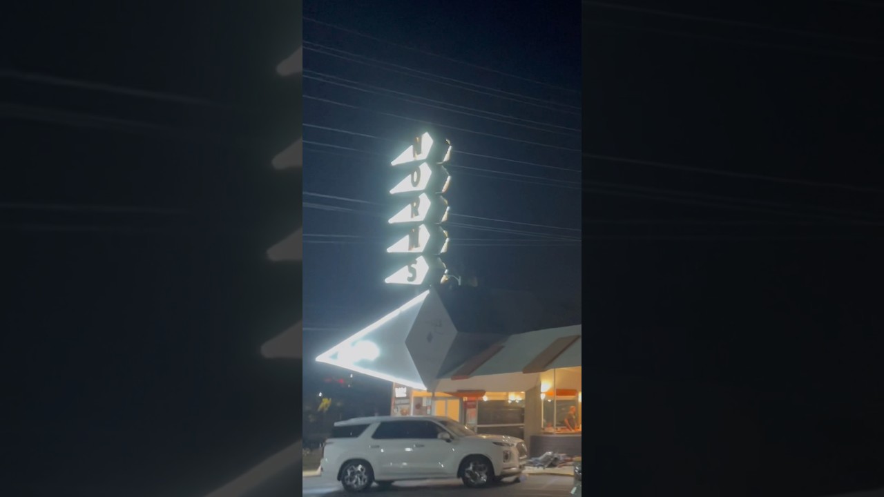 NORMS 24 HOUR DINER IN WEHO