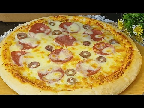 بيتزا بعجينة قطنية هشة طرية بدون أى إفتكاسات طعم احلى من الجاهزة بكتير ناجحة من أول مرة بإذن الله