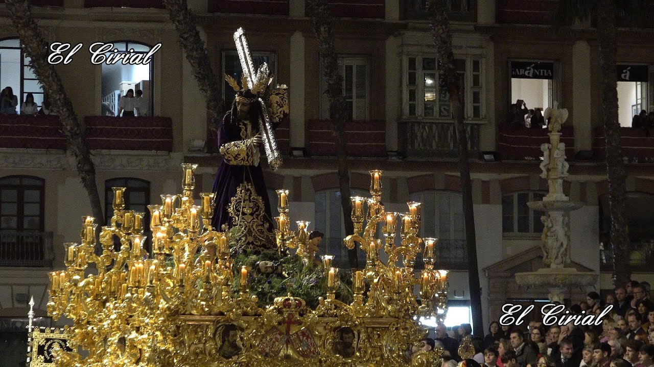 JESUS EL RICO Y VIRGEN DEL AMOR MALAGA 2025 TRIBUNA OFICIAL Y ENTRADA EN CALLE LARIOS 4K