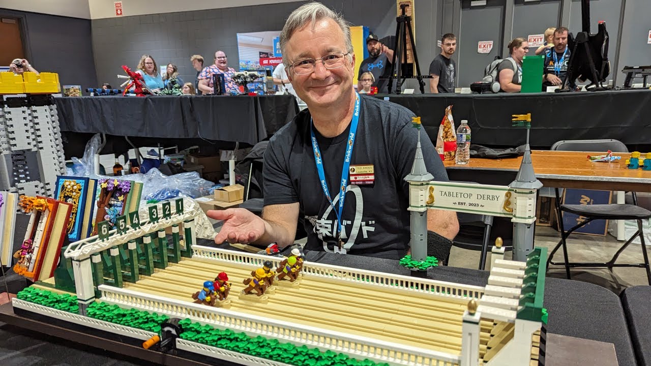 LEGO Tabletop Derby with running horses! - YouTube