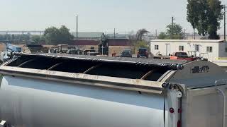 2014 FREIGHTLINER 122SD For Sale