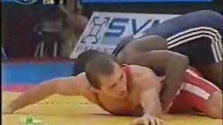 Ossetian Alan Dudaev vs Y Quintana 60 kg Final World Championship 2005
