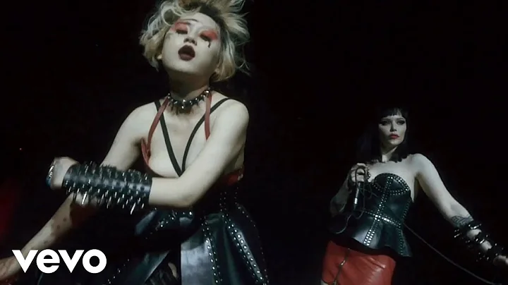 Alice Longyu Gao, Alice Glass - LEGEND (Official M...