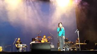 Miniatura del video "Shreya Ghoshal - Waqt Ne Kiya Kya Haseen Sitam live in Holland 2014"
